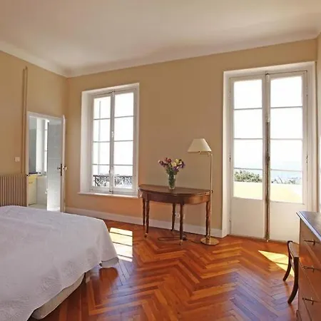 Palmeraie - Magnifique D'epoque Avec Vue 4 Personnes Avec Terrasse Le Port Nice