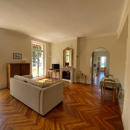 Palmeraie - Magnifique D'epoque Avec Vue 4 Personnes Avec Terrasse Le Port Apartment Nice