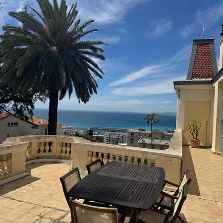 Palmeraie - Magnifique D'epoque Avec Vue 4 Personnes Avec Terrasse Le Port Nice