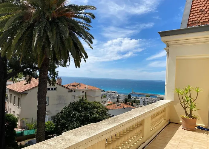 Palmeraie - Magnifique D'epoque Avec Vue 4 Personnes Avec Terrasse Le Port