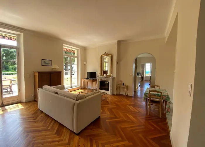 Palmeraie - Magnifique D'epoque Avec Vue 4 Personnes Avec Terrasse Le Port דירה ניס