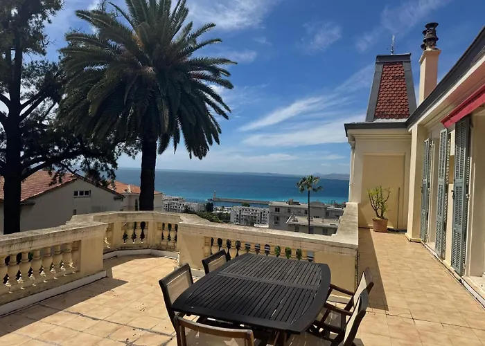 Palmeraie - Magnifique D'epoque Avec Vue 4 Personnes Avec Terrasse Le Port ניס