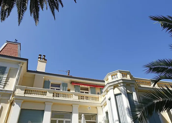 Palmeraie - Magnifique D'epoque Avec Vue 4 Personnes Avec Terrasse Le Port דירה ניס