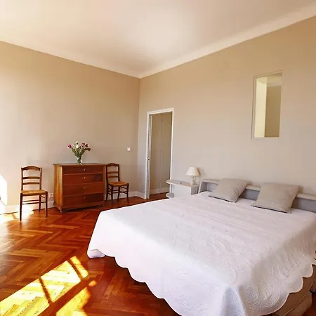 Apartman Palmeraie - Magnifique D'epoque Avec Vue 4 Personnes Avec Terrasse Le Port